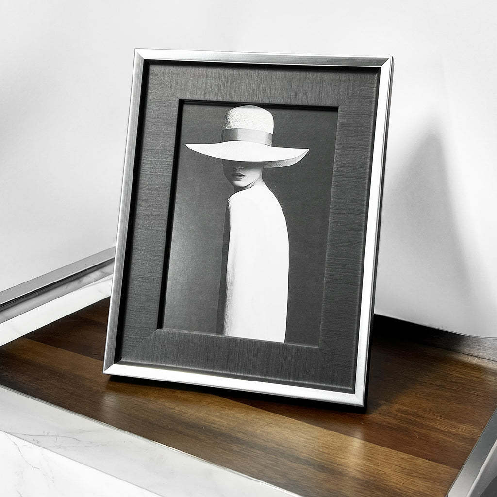 Italian Original Design Luxury Solid Wood Photo Frame Italian Original Design Luxury Solid Wood Photo Frame