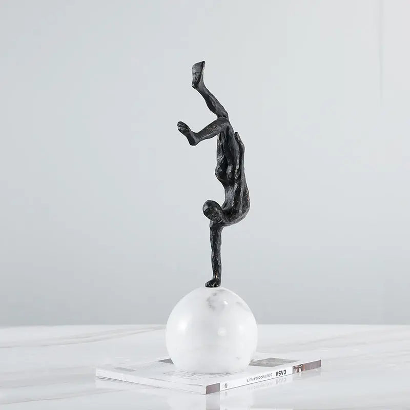 Modern Marble Table Decoration – Black and White Metal Ornament for Home & Hotel Décor