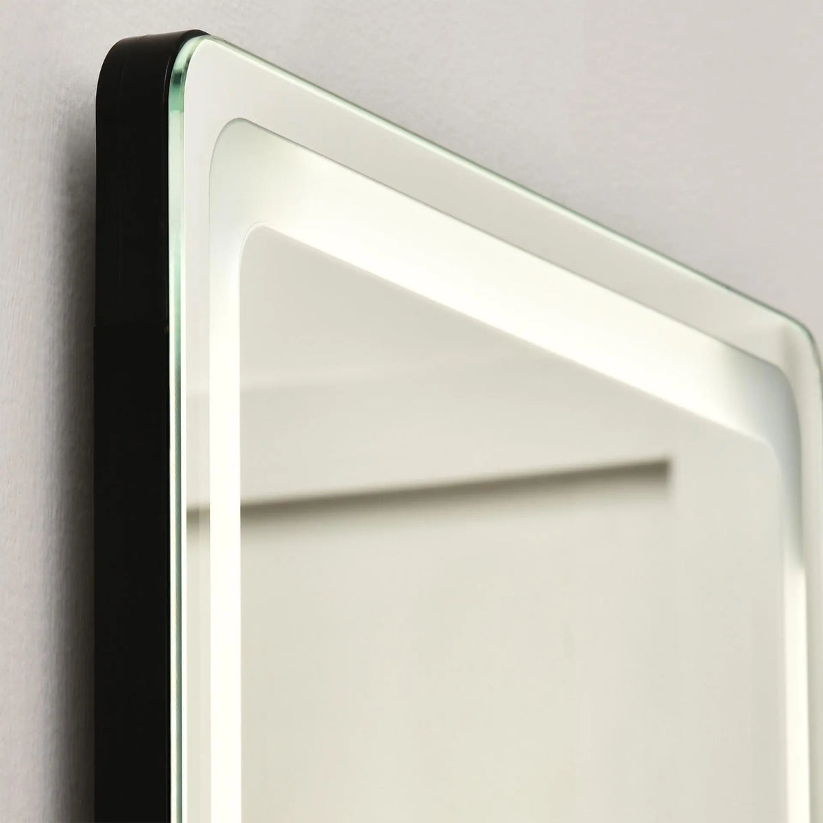 Full-Length Mirror with LED Lights and Remote Control. Londecor