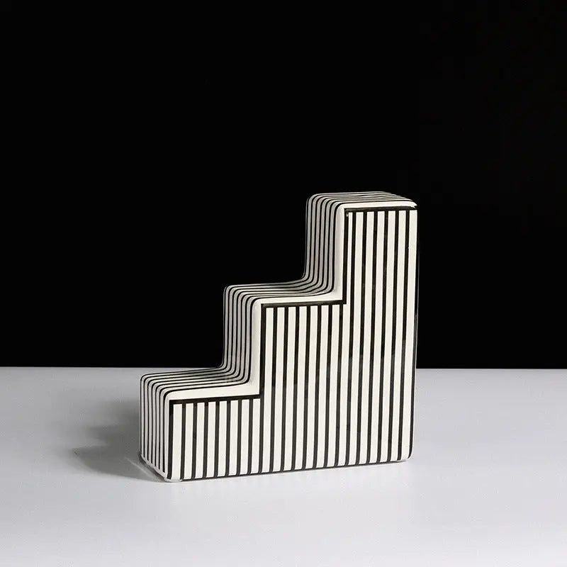Black and white striped ceramic vase Londecor
