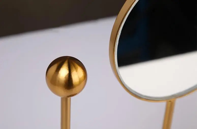 Modern Nordic Light Luxury Style Wrought Iron Makeup Mirror Londecor