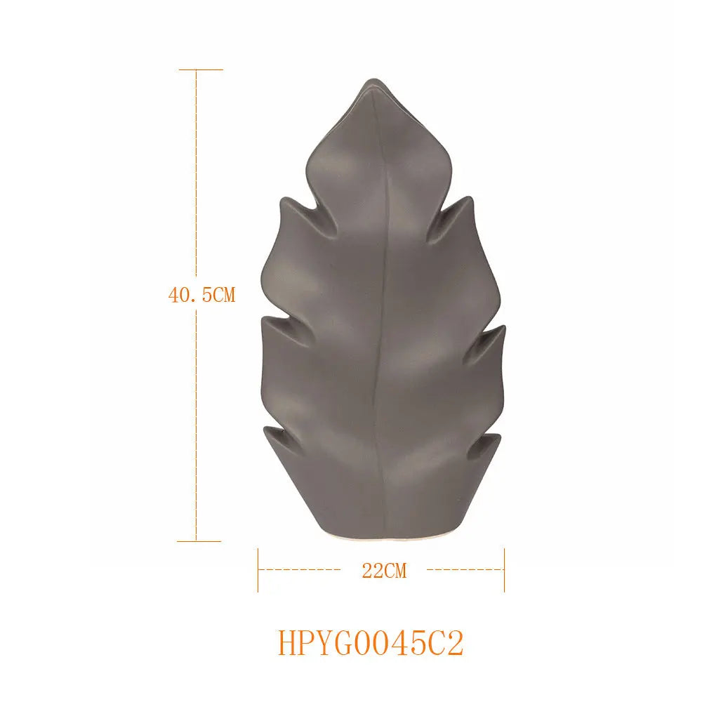 Exhibition Hall Entrance Matte Ceramic Art Vase Londecor