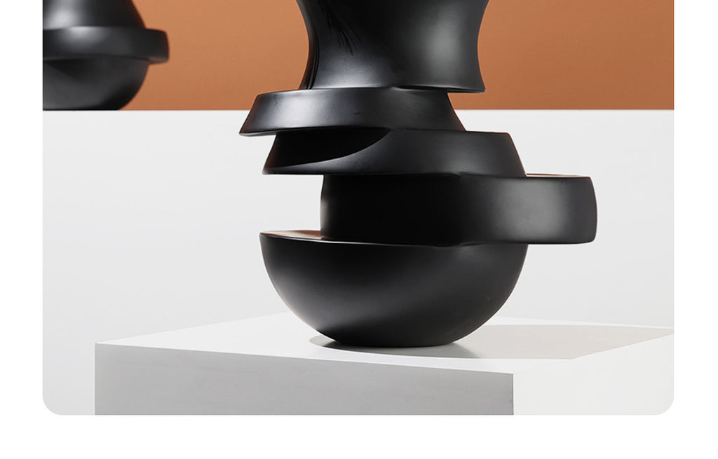 Minimalistic Entrance  Art Vase