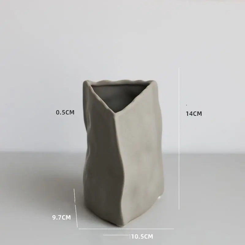 Nordic Irregular Art Ceramic Vase Decoration - Londecor
