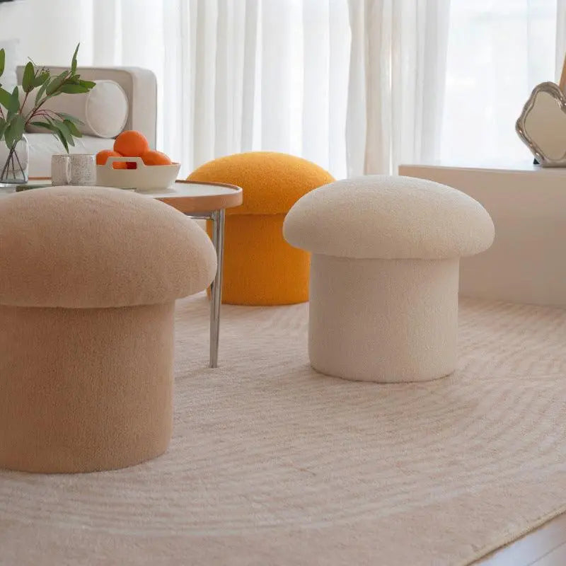 Simple Small Stool - Londecor